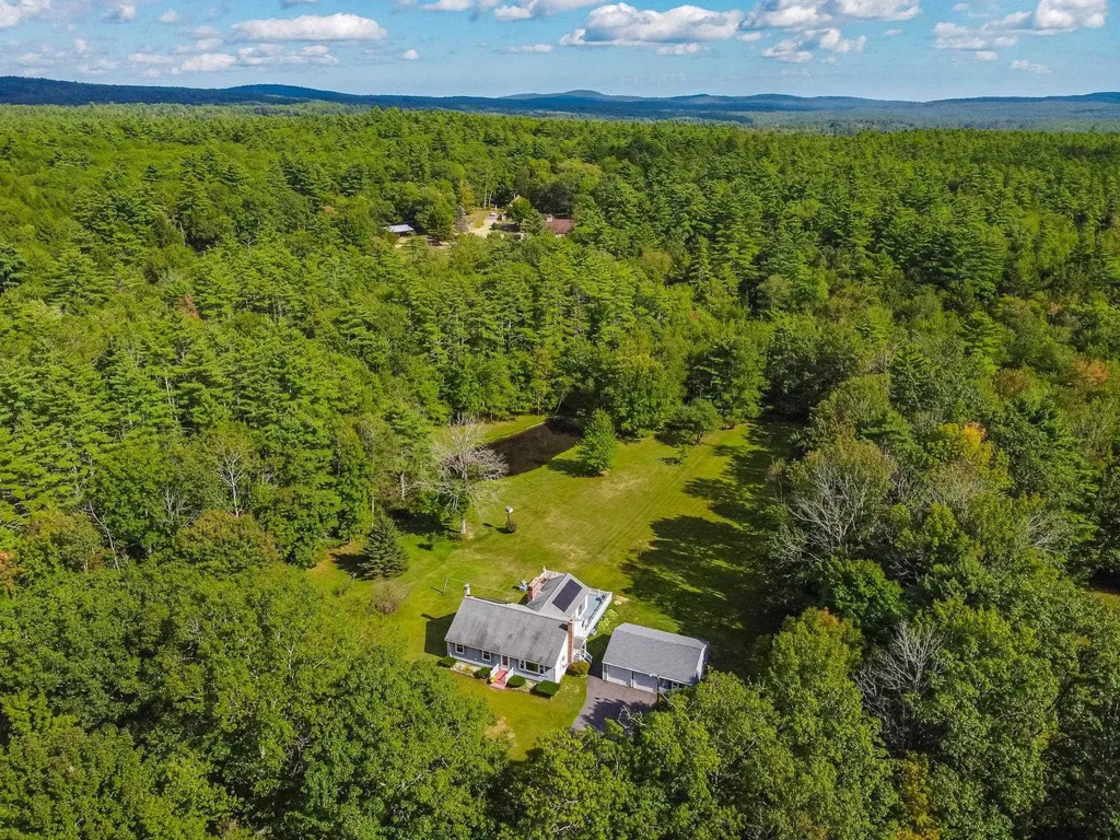 109 Shackford Corner Road Barnstead NH 03225