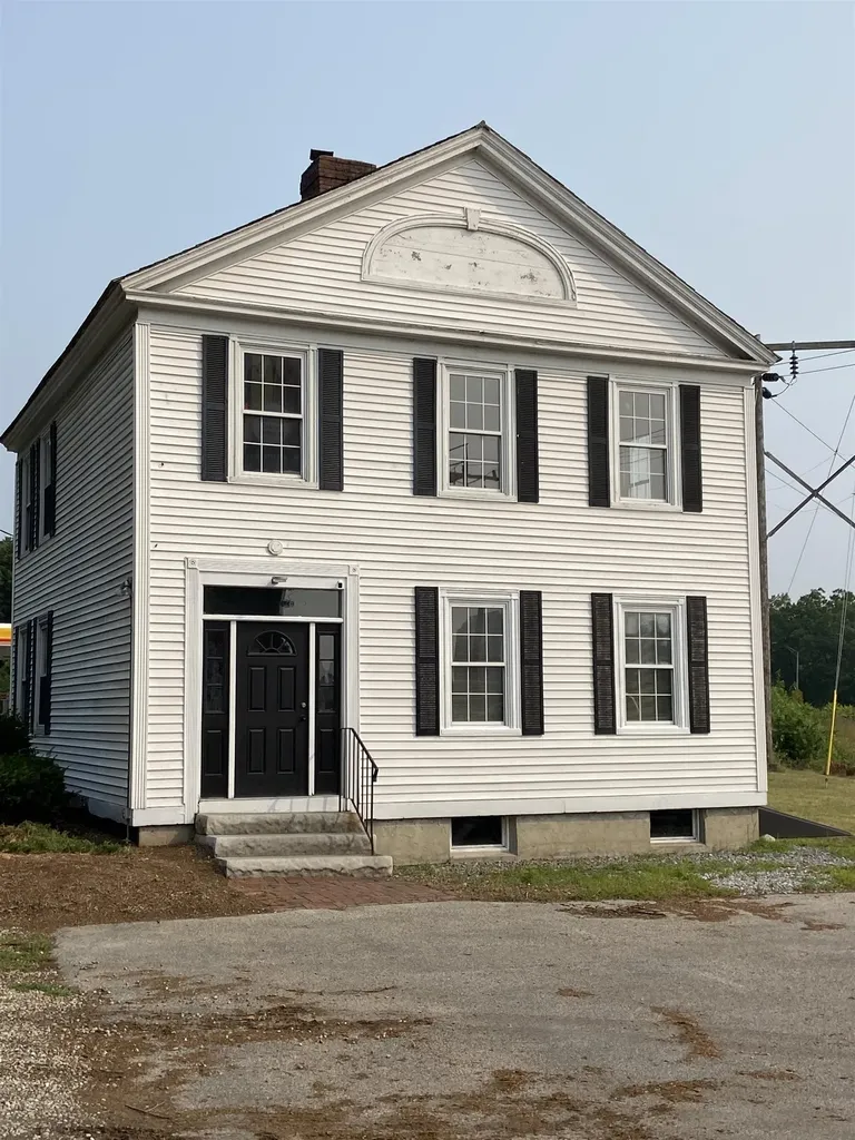 225 Eddy Road Manchester NH 03102