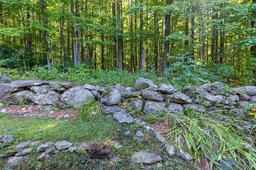 725 Porterwood Drive Williston VT 05495