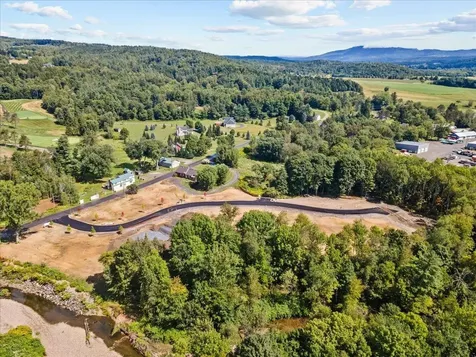 24 River's Edge Lane Stowe VT 05672