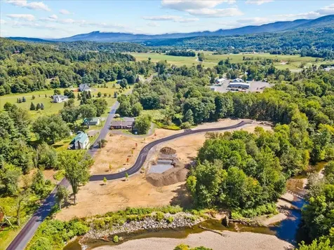 24 River's Edge Lane Stowe VT 05672