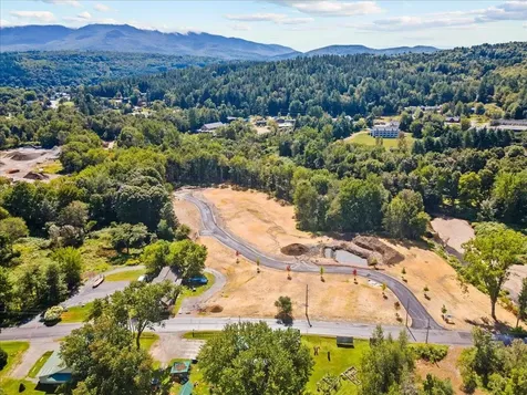 24 River's Edge Lane Stowe VT 05672