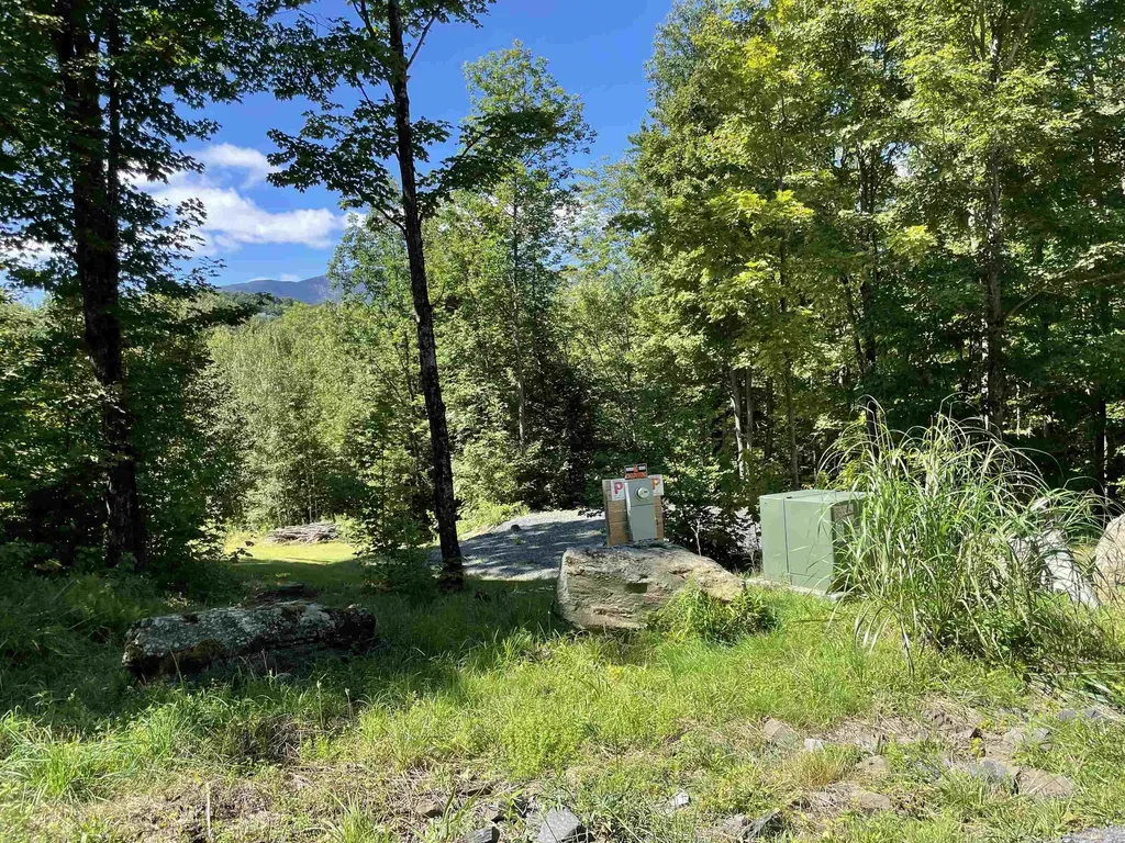 136 Old Quarry Road Fayston VT 05673