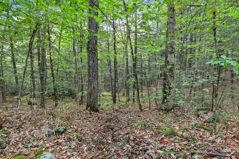 Gulf Road Sanbornton NH 03269