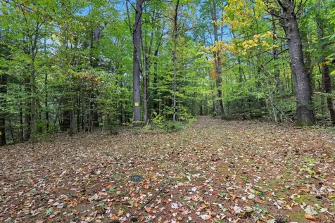 Gulf Road Sanbornton NH 03269