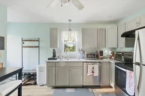 39 Booth Woods Vergennes VT 05491