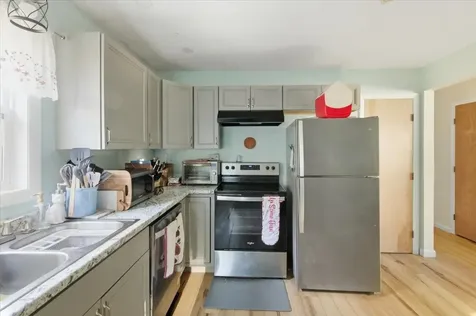 39 Booth Woods Vergennes VT 05491