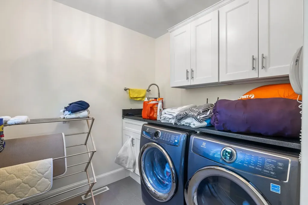 85 Foley Road Chesterfield NH 03443