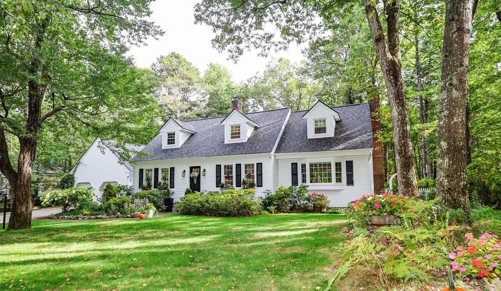 1 Tamarack Lane Amherst NH 03031