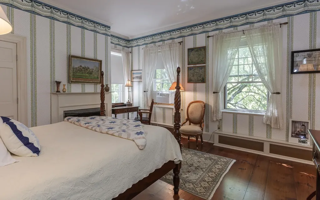 31 Wentworth Road Walpole NH 03608