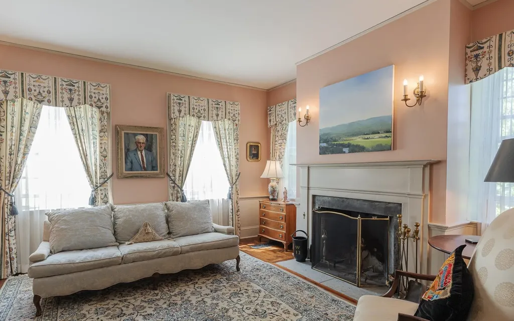 31 Wentworth Road Walpole NH 03608