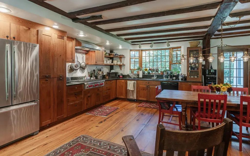 31 Wentworth Road Walpole NH 03608