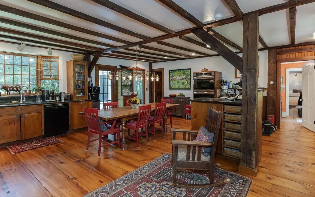 31 Wentworth Road Walpole NH 03608