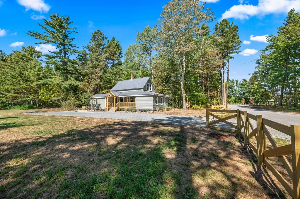 20 Old West Side Road Conway NH 03860