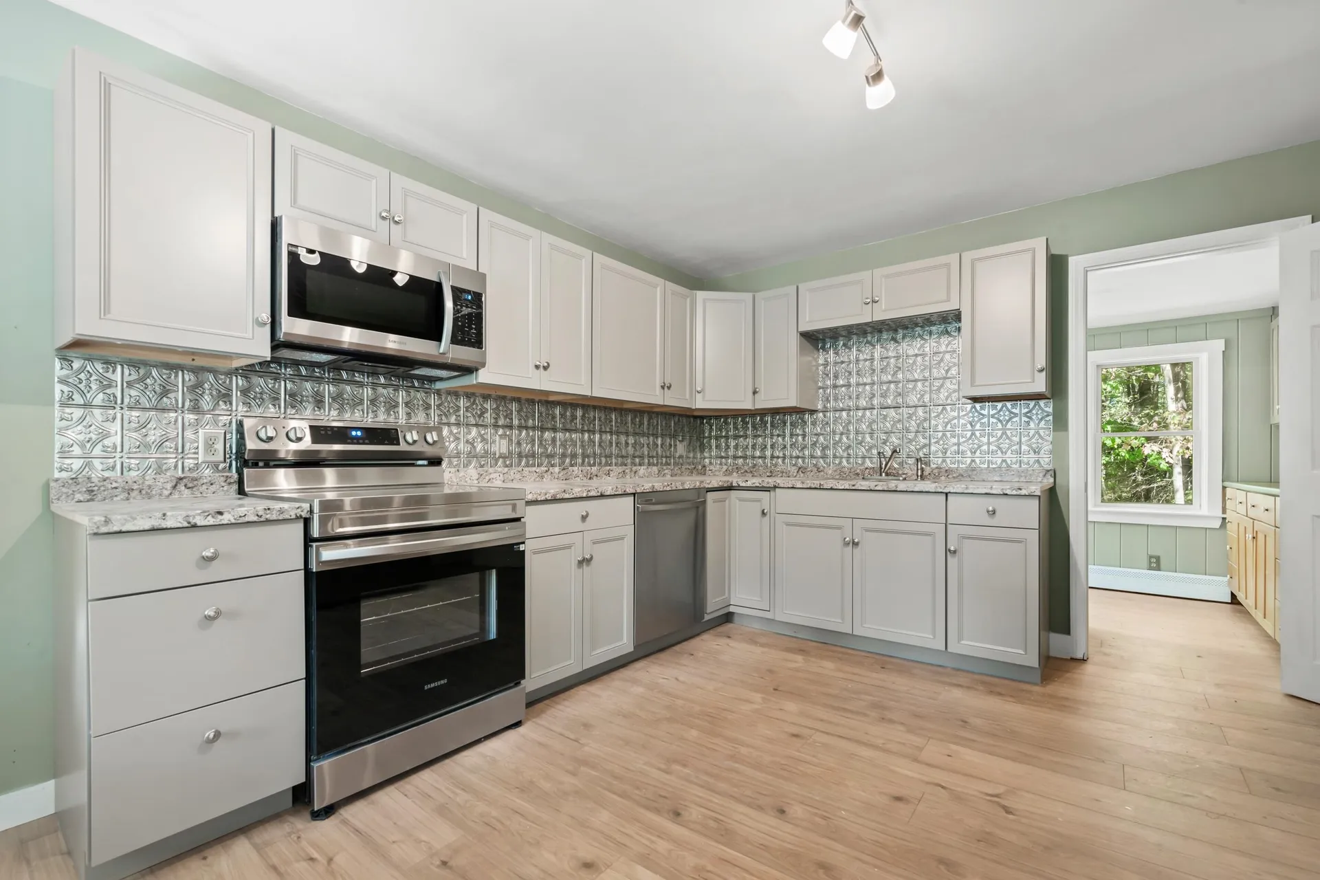 20 Old West Side Road Conway NH 03860