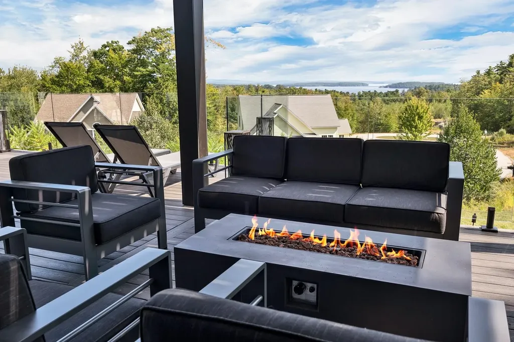 125 Sterling Drive Laconia NH 03246