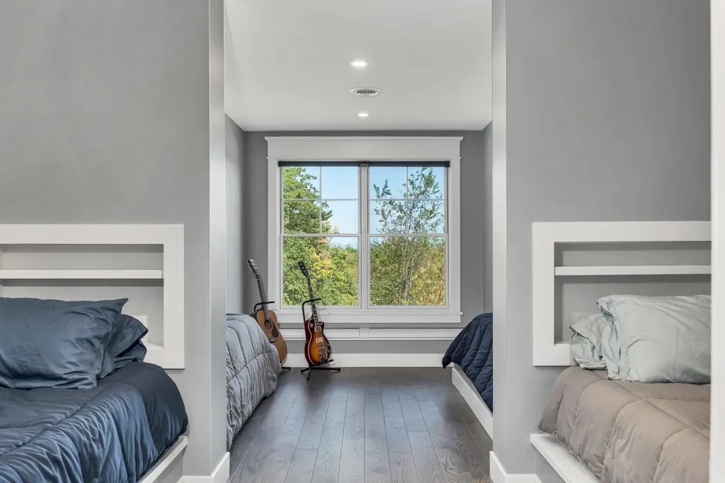 125 Sterling Drive Laconia NH 03246