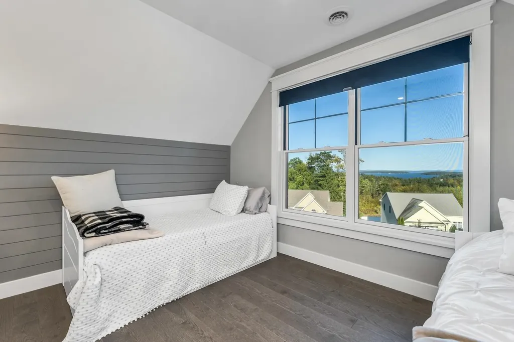 125 Sterling Drive Laconia NH 03246