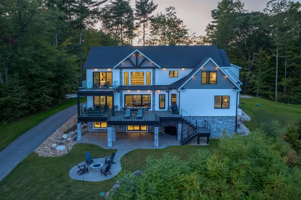 125 Sterling Drive Laconia NH 03246