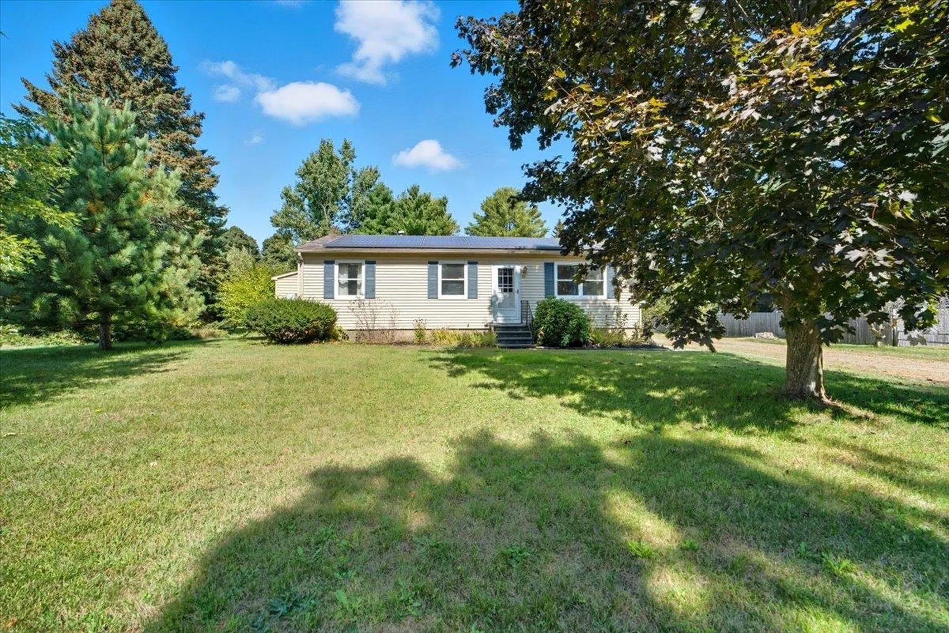 89 Russell Circle Milton VT 05468