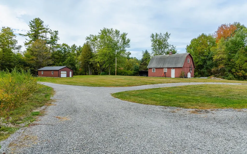 473 Pratt Road Alstead NH 03602