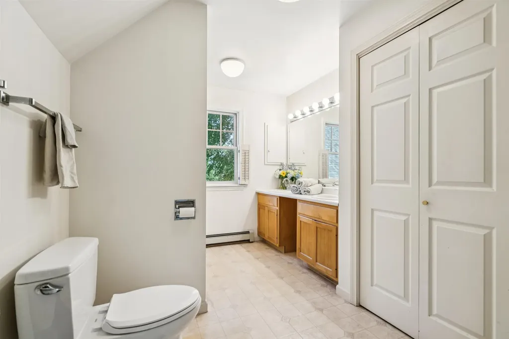 187 Hopson Road Norwich VT 05055