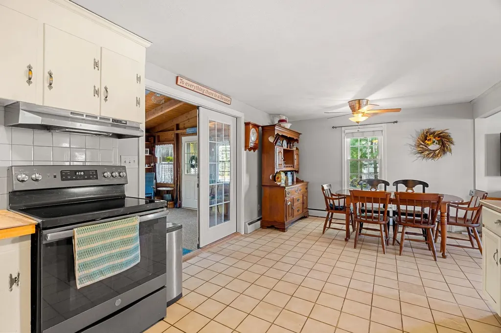 403 High Street Hampton NH 03842