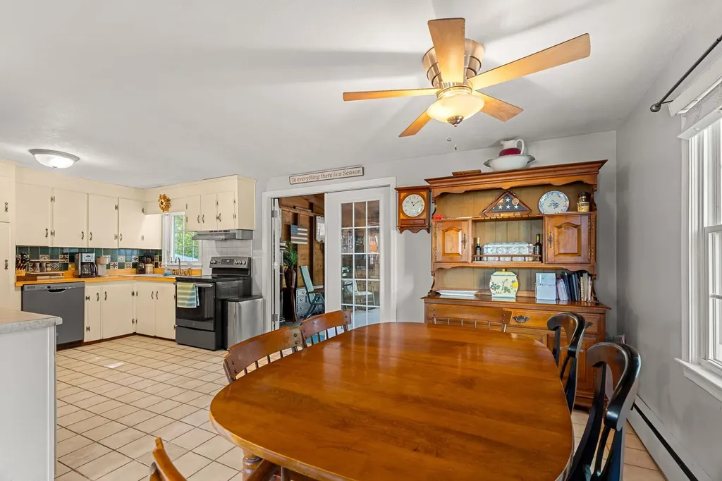 403 High Street Hampton NH 03842