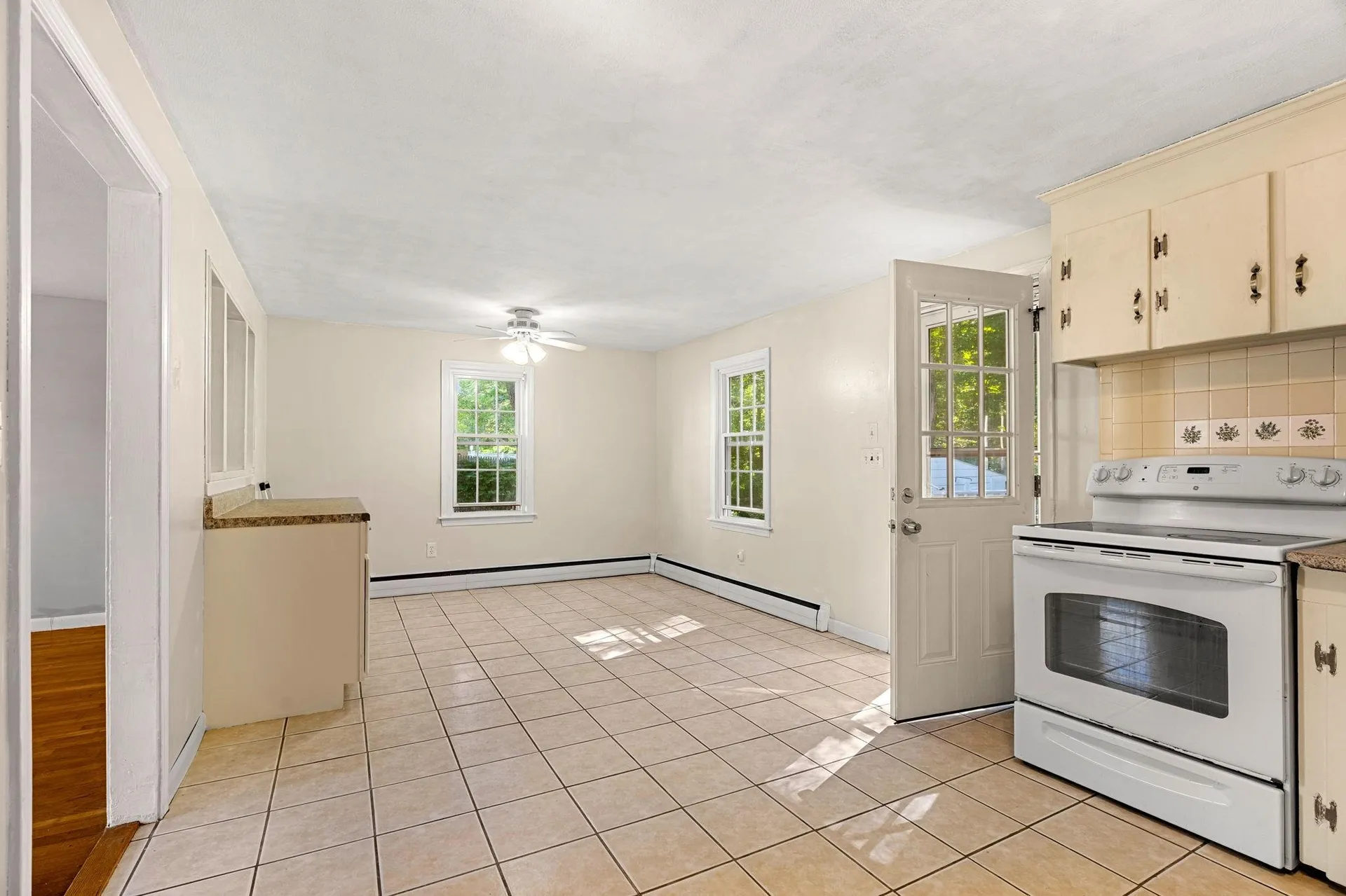 403 High Street Hampton NH 03842