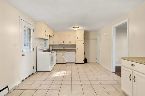 403 High Street Hampton NH 03842