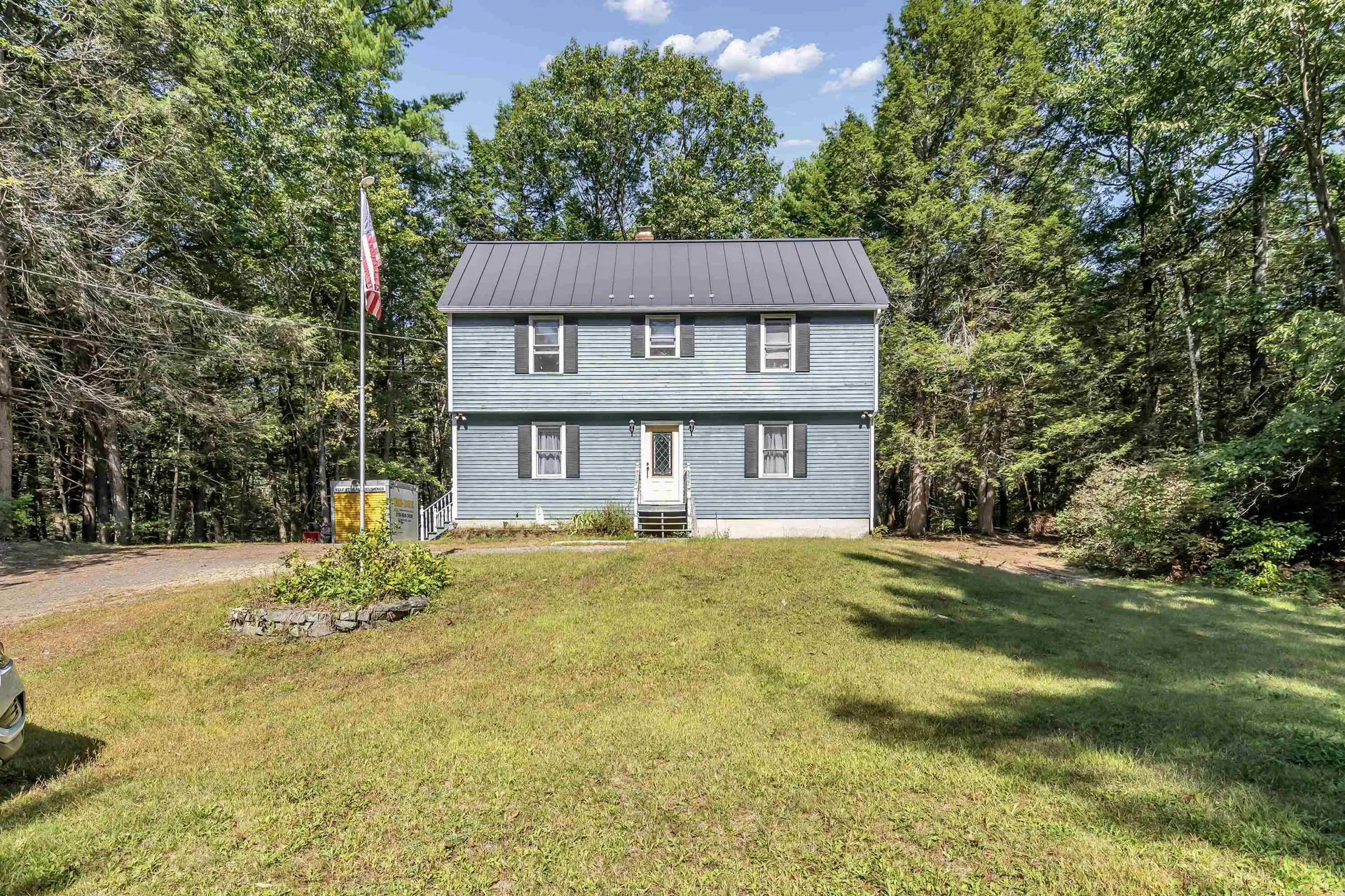 16 Saddle Path Road Raymond NH 03077