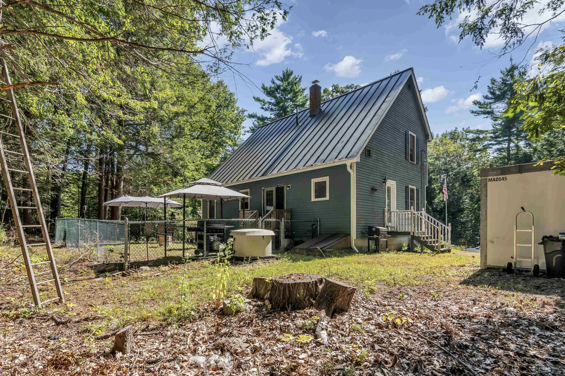 16 Saddle Path Road Raymond NH 03077