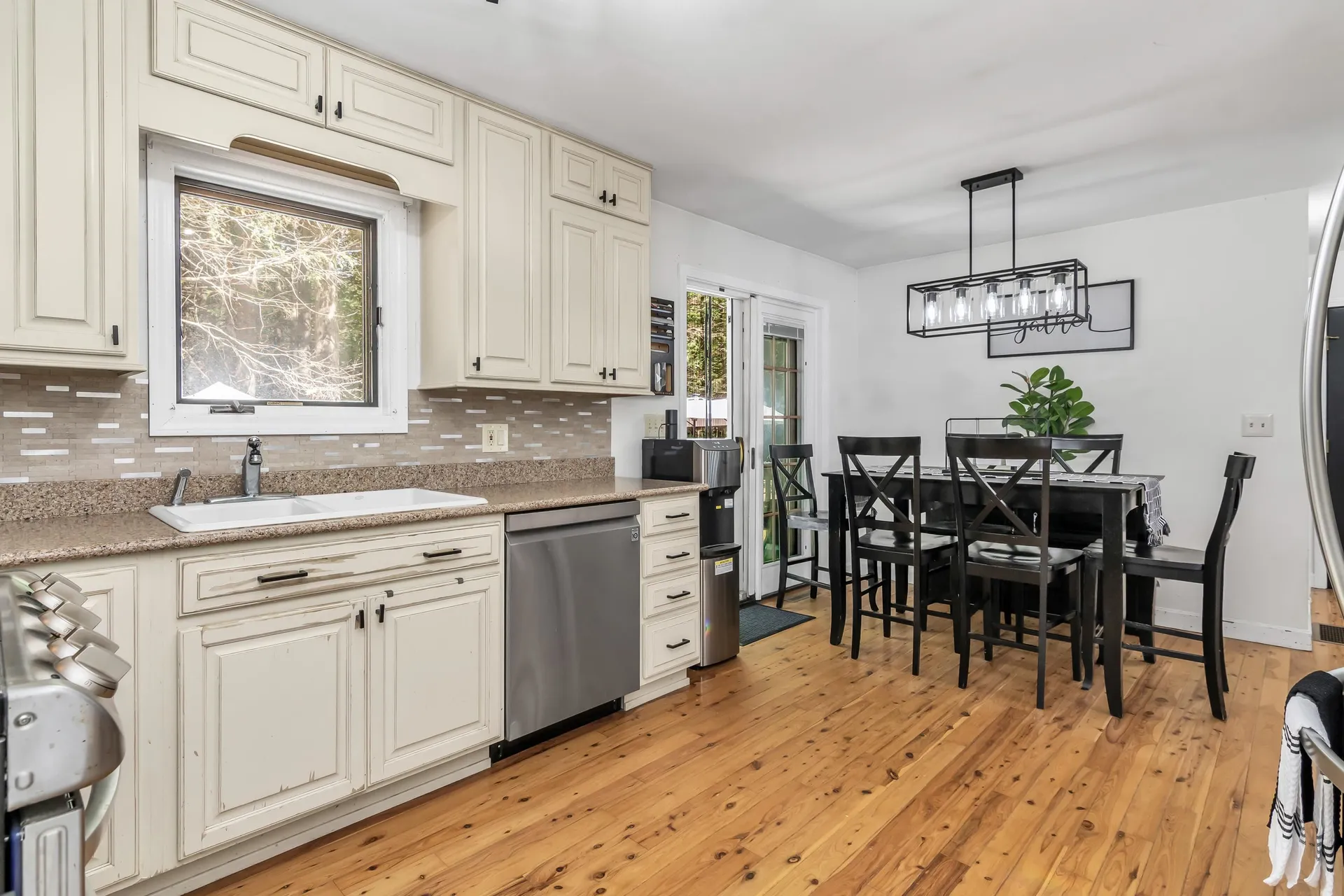 16 Saddle Path Road Raymond NH 03077