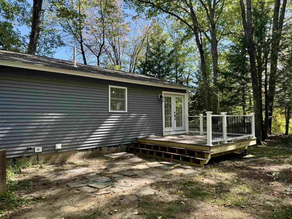 40 Forest Lane Boscawen NH 03303