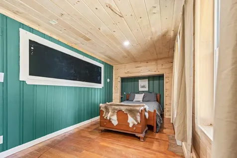 29 Washington Street Gorham NH 03581