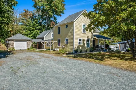 29 Washington Street Gorham NH 03581