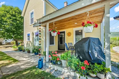 29 Washington Street Gorham NH 03581