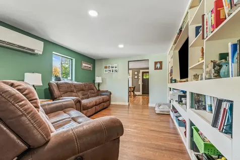 29 Washington Street Gorham NH 03581