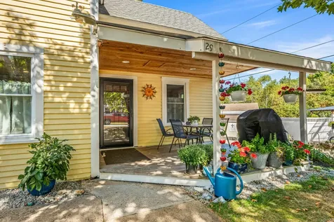 29 Washington Street Gorham NH 03581