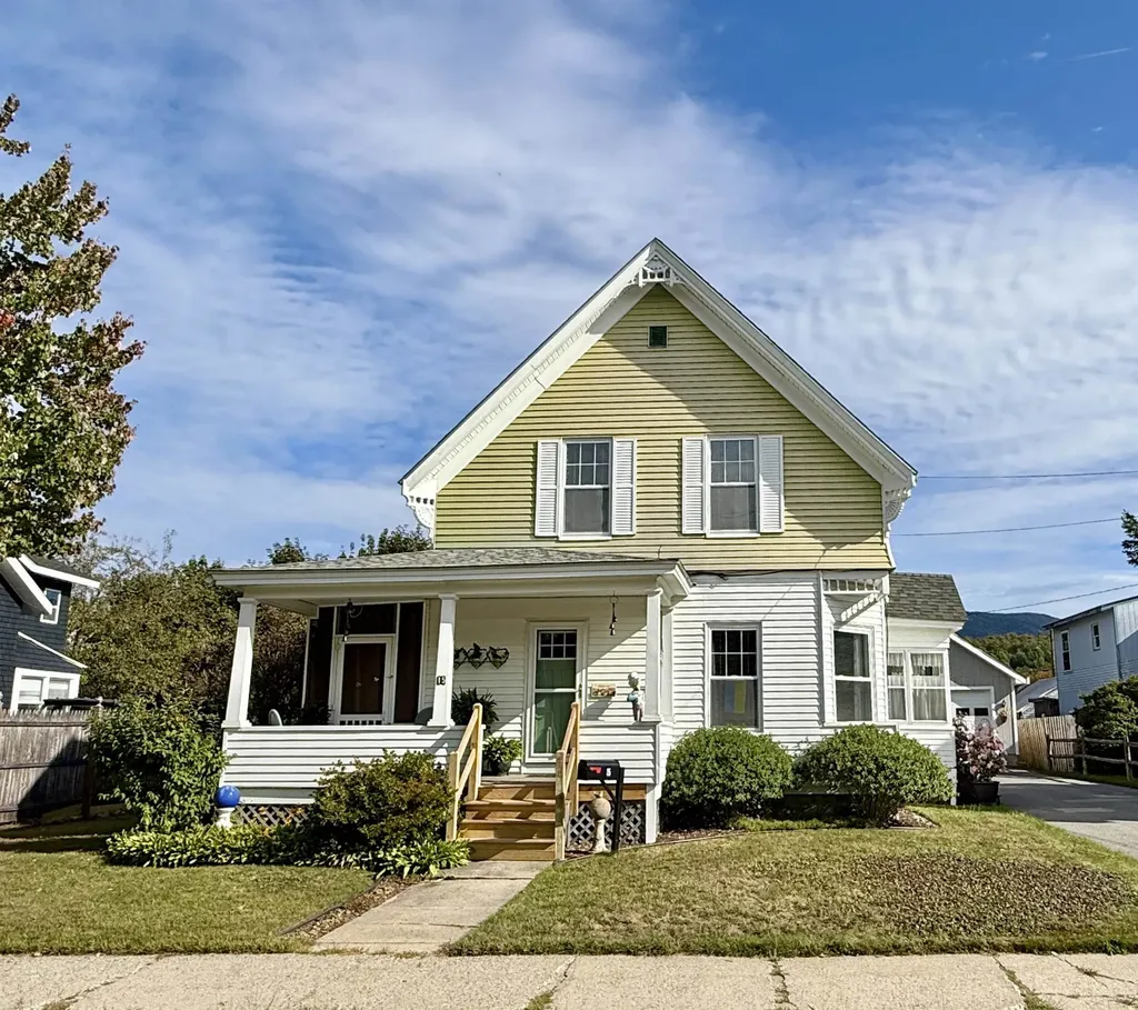 15 Rich Street Northumberland NH 03582