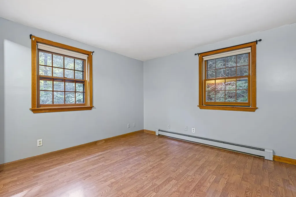 17 Gould Pond Road Hillsborough NH 03244