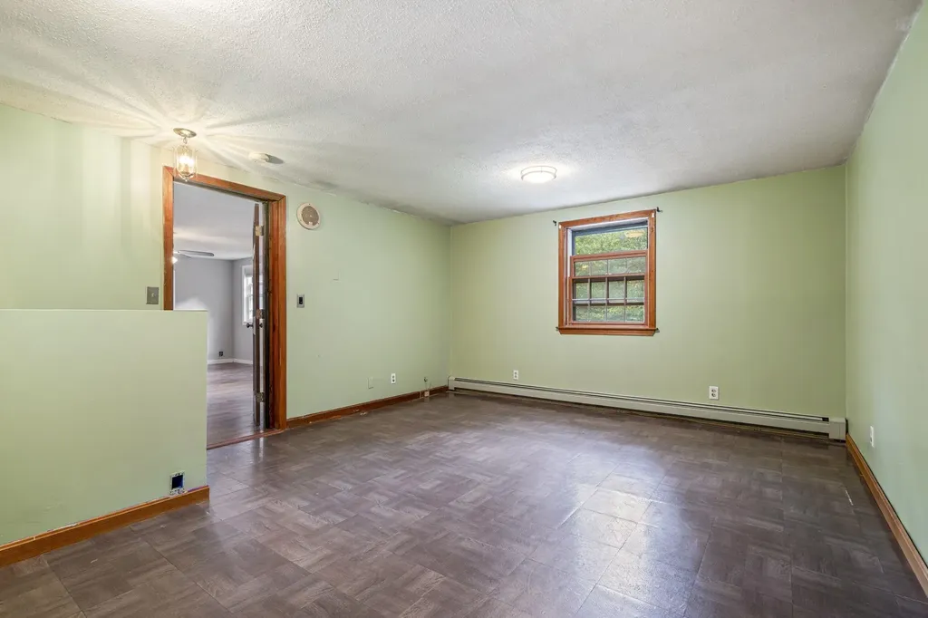 17 Gould Pond Road Hillsborough NH 03244