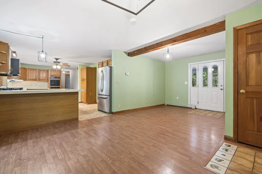 17 Gould Pond Road Hillsborough NH 03244