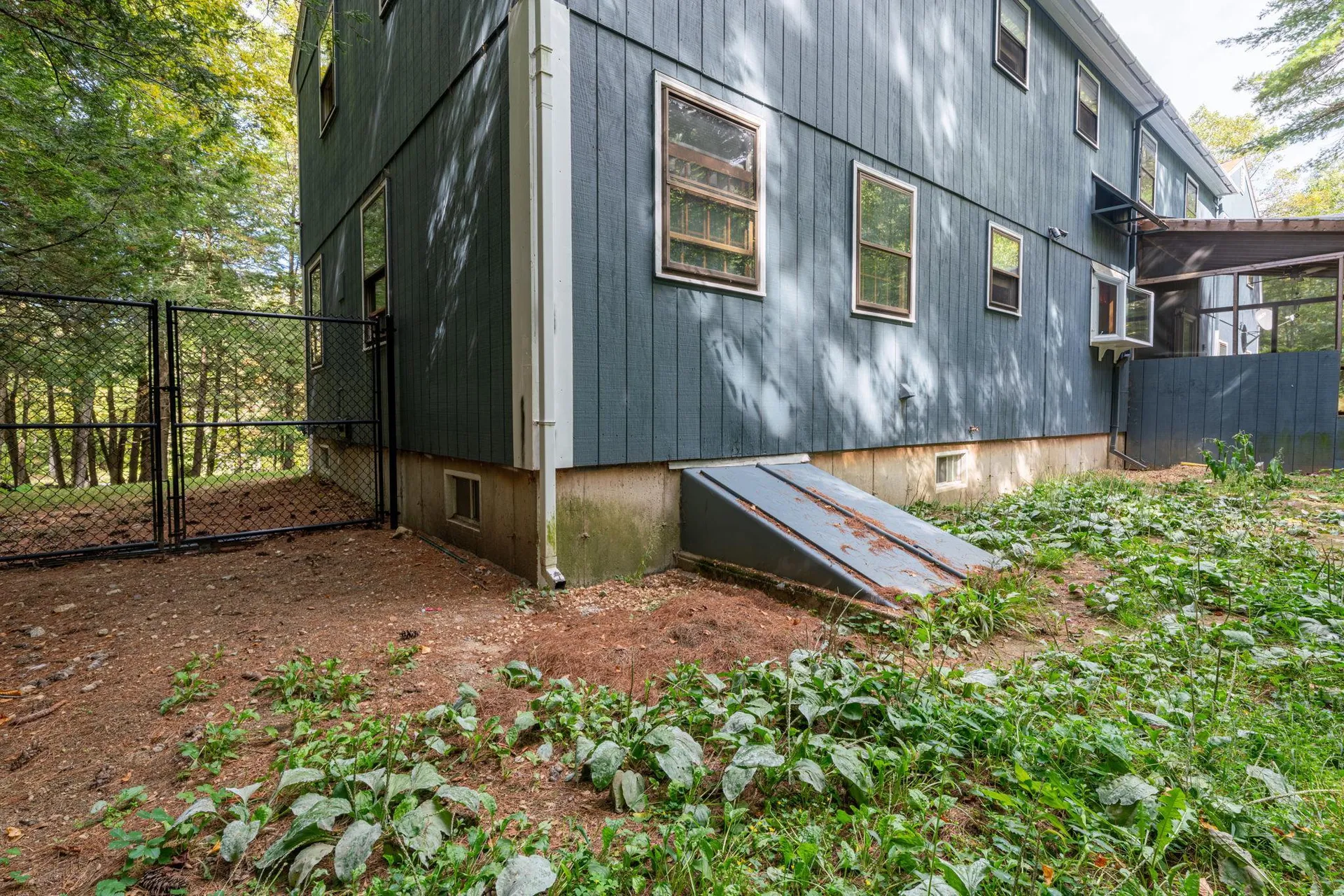 17 Gould Pond Road Hillsborough NH 03244