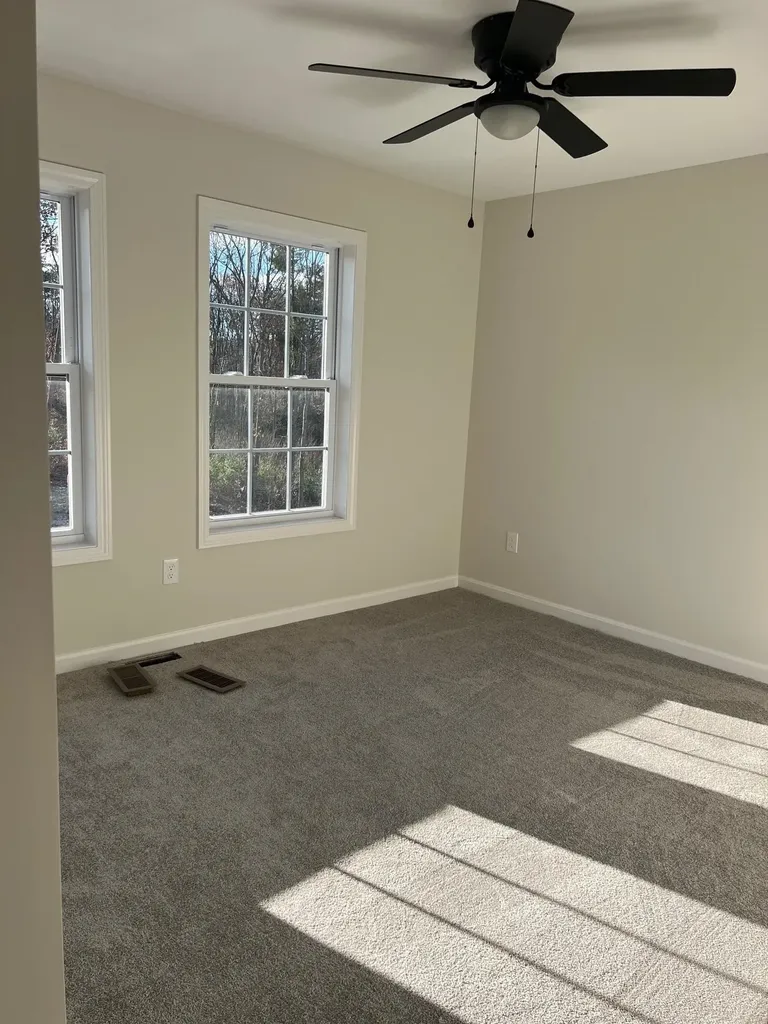 110 Laurel Road Hooksett NH 03106