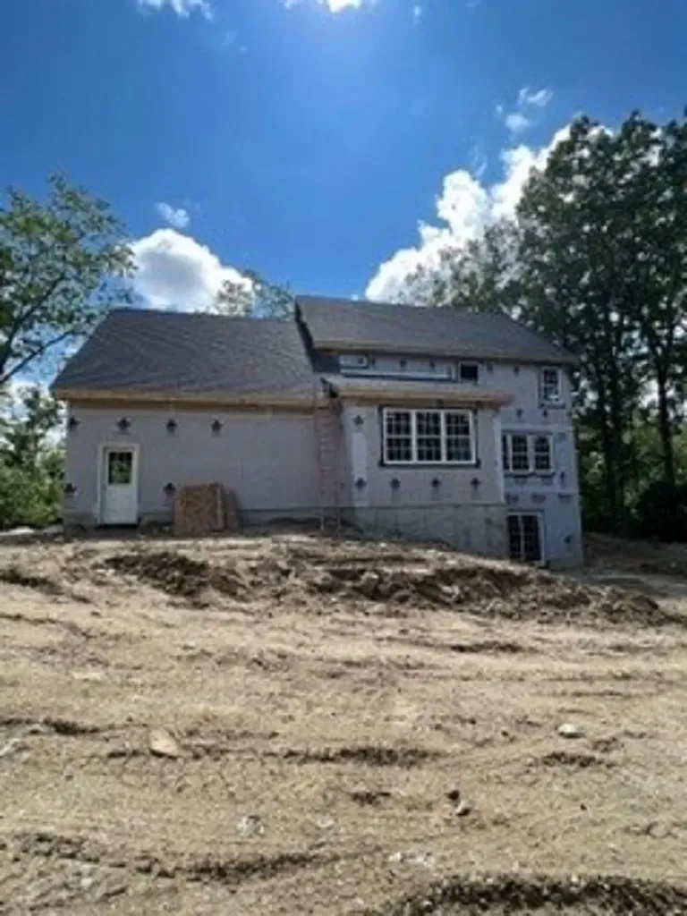 110 Laurel Road Hooksett NH 03106