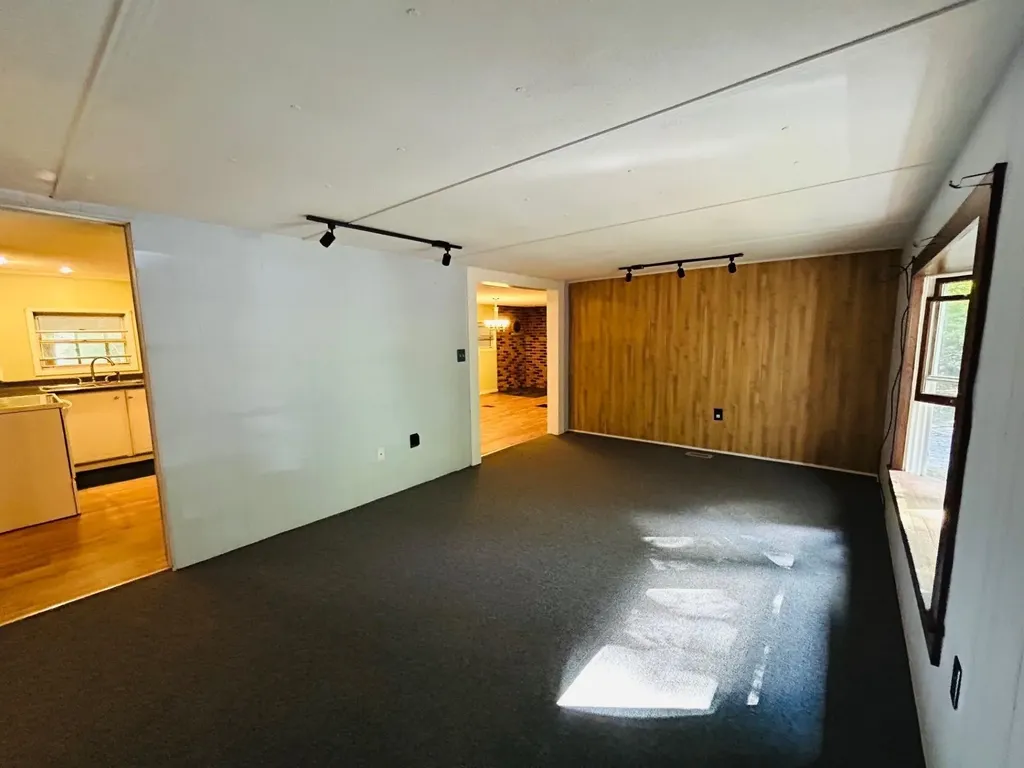 18 Sugar Hill Road Swanzey NH 03446