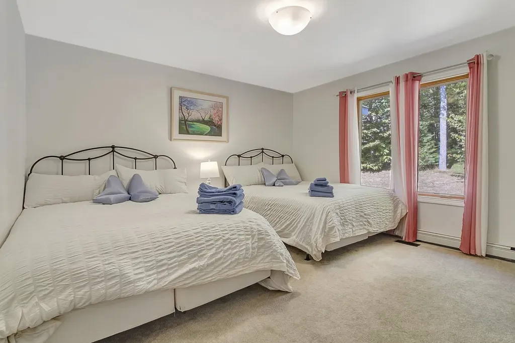 288 Cedar Lane Peru VT 05152