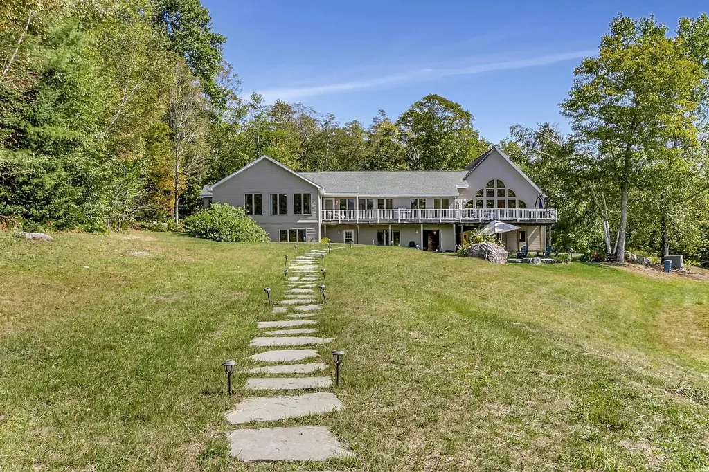 288 Cedar Lane Peru VT 05152