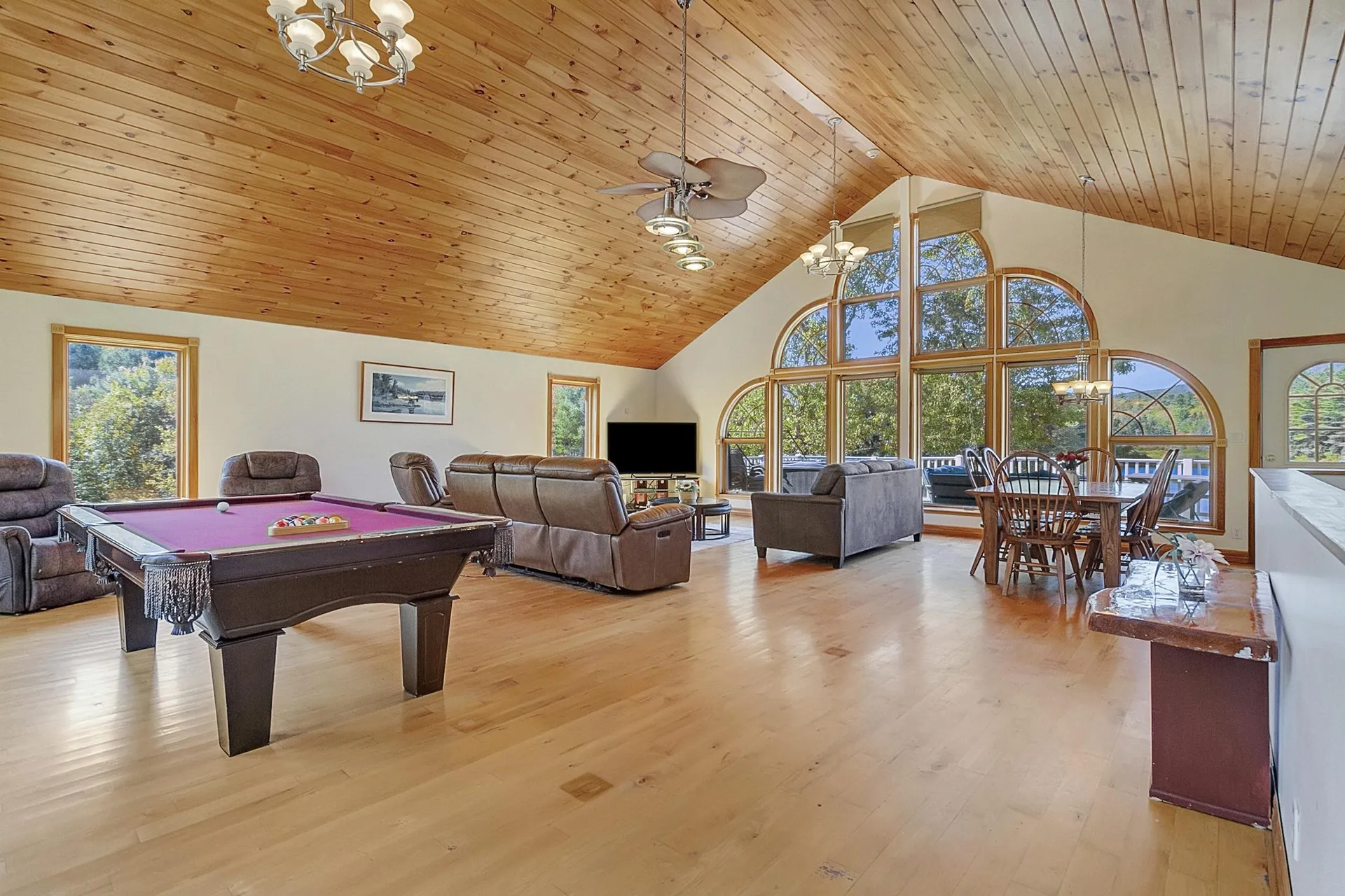 288 Cedar Lane Peru VT 05152